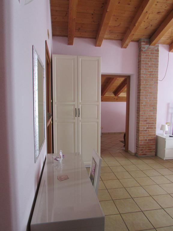 Agriturismo Fior Di Pesco 호텔 솜마캄파냐 외부 사진